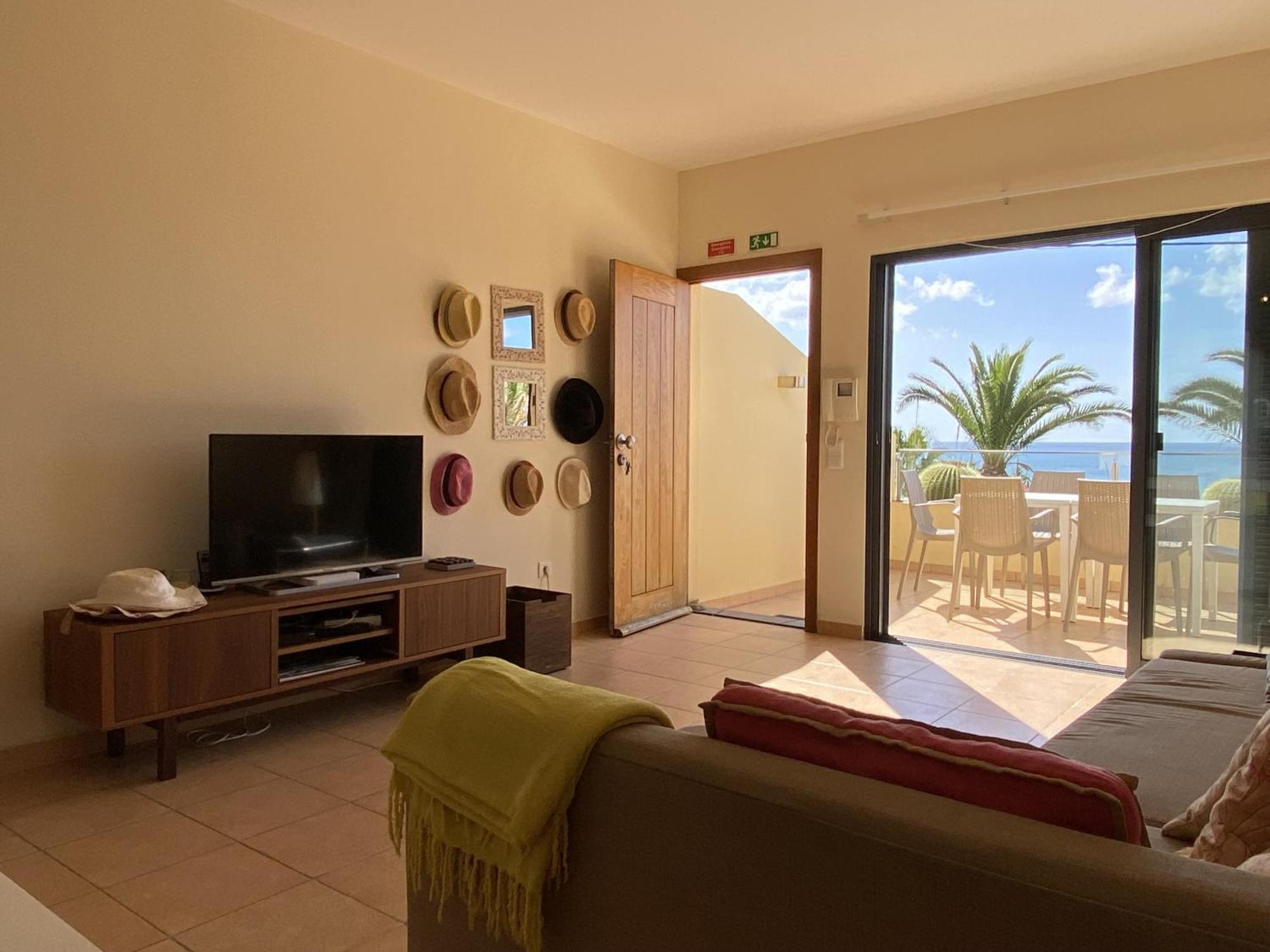 Villa Casa Pedras Pretas - By Wehost *